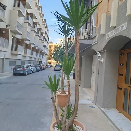 Apartamento Sliema Promenade Suites I - 1min to Seafront *