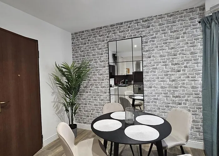 Sliema Promenade Suites I - 1min to Seafront Apartamento Sliema