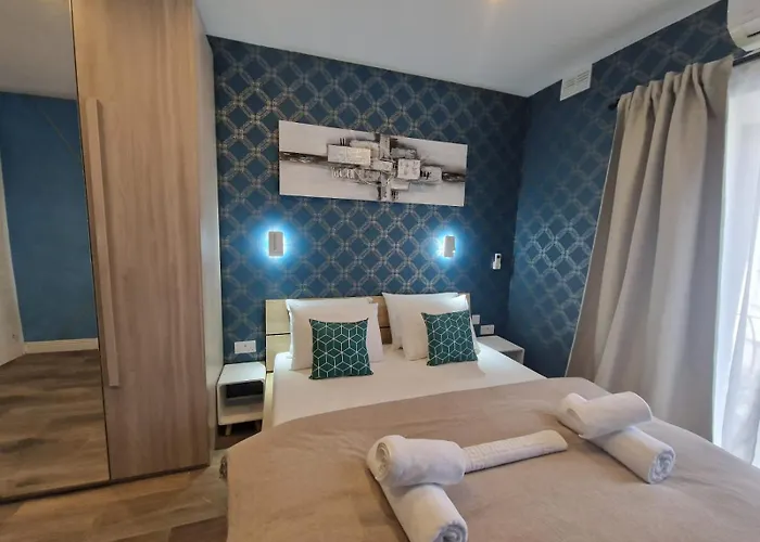 Sliema Promenade Suites I - 1min to Seafront Sliema